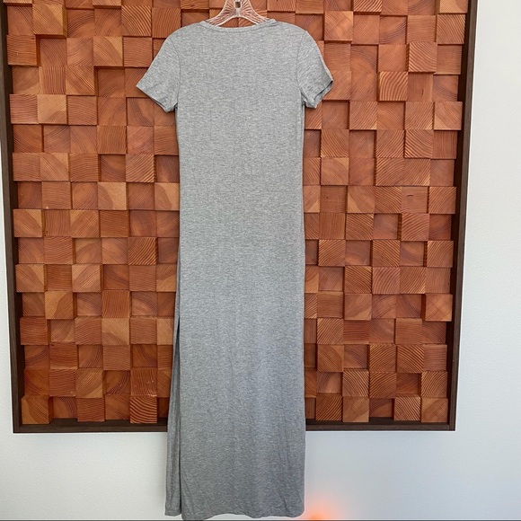 Woman’s Nordstrom Gray V Neck Side Slit, Long Tee Dress NWOT - Picture 6 of 11
